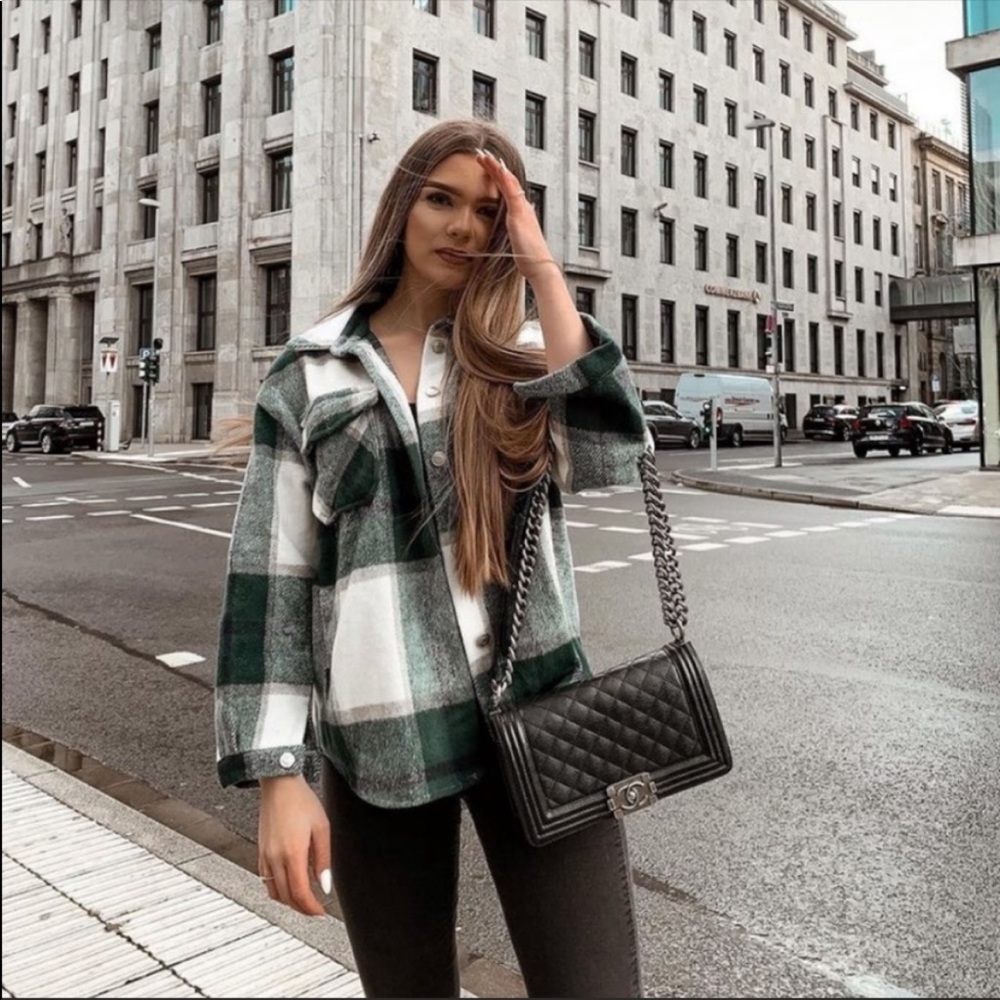 ZARA Blogger Favorite Plaid Shacket - Picture 5 of 8